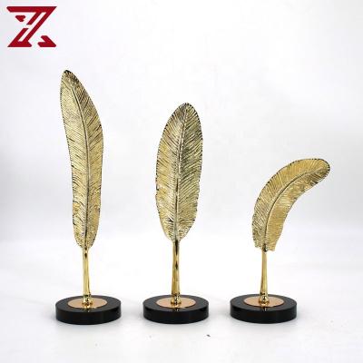 China Direct minimalist plant leaf metal decoration ornaments for home parties desk table model decor for sale