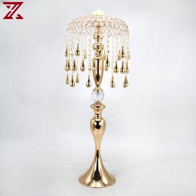 China Home Modern Luxury Metal Gold Decoration Crystal Candlesticks Candle Holder For Centerpieces Home Wedding Decor for sale