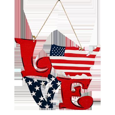 China Patriotic American Hotel Store Window Home Decoration Love Independence Day New Products Wooden Gnome 2021 Pendant for sale