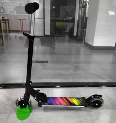 China New Design Youth Platform With Led Kids Christmas Toys 120 Mm Wheel China Fast Foldable Kick Scooters for sale