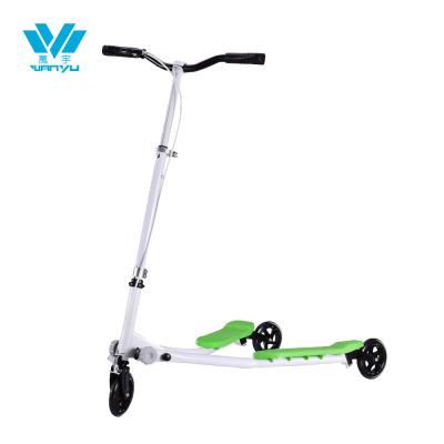 China PU Wholesale 3 Wheel Kids Swing Wing Speeder Scooter for sale