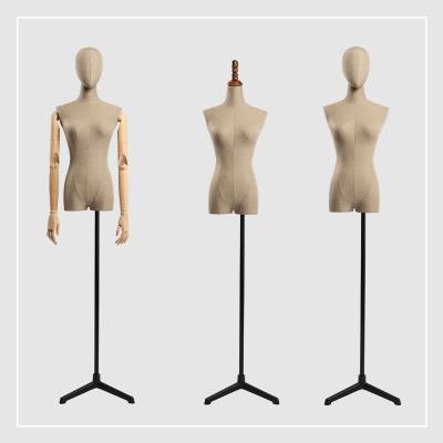 China Plus Size Clothing Store Window Display Mall Cloth Mannequins Wholesale Props Female Model for sale