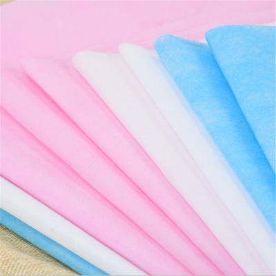 China 100% PP Non-Woven Sheet Customized Size TNT Bed Sheet Fabric Bed Sheets for sale