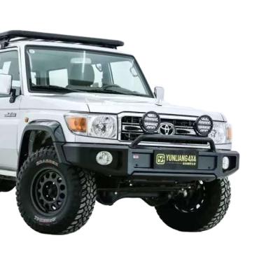 China Offroad Parts Pick Up 4X4 Car Parts Front Bumper Bull Bar For Toyota LC76 for sale