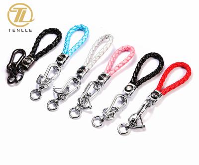 China Handmade Round Car Woven Key PU Rope Women Men Holder Fashion Souvenir Gifts Braided Leather Key Chain for sale