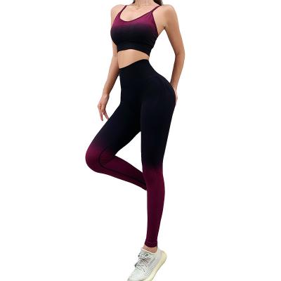 China Seamless three-piece breathable yoga suit, tight elastic gradient fitness sports suit, women's clothing for sale