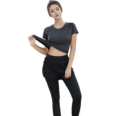 China New Breathable Summer Style Fitting Gym Workout Clothes 2 Pieces Yoga Set Shorts Sheath Fake Pants for sale