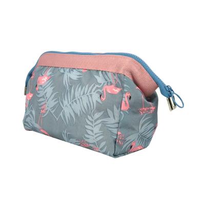 China Custom Portable High Quality Flamingo Print Oxford Cloth Make Up Organizer Travel Makeup Bag Cosmetic Bag for sale