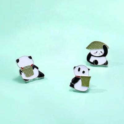 China Gift Cartoon Kung Fu Panda Brooch Cute Styling Panda Alloy Animal Brooch for sale