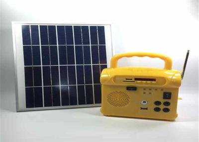 China Mini termine de Sistema Solar de la rejilla con la función de radio de las baterías en venta