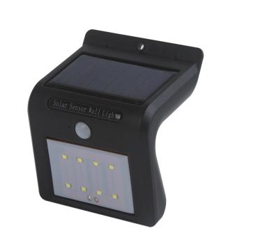 China Luz llevada solar activada movimiento de la prenda impermeable IP65 para el interruptor automático de la yarda en venta