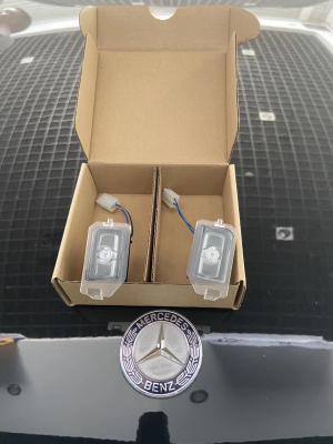 Cina DC 12V Specchio LED Car Logo Welcome Light 6500K Per Mercedes Benz ODM in vendita