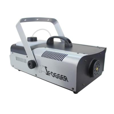 China Mini 1500w Low Smoke Diversion Tube Dry Ice Fog Machine For Wedding Stage Dj Party à venda