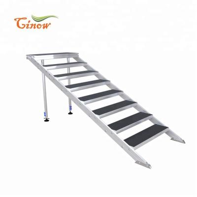 中国 Cinow Outdoor Performance Aluminum Portable Stage Stairs for sale 販売のため