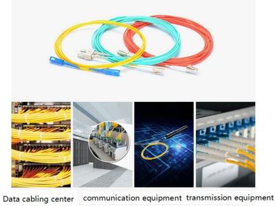 China Verbindungskabel LC/UPC OM3 aus optischen Fasern, blauer Grundsimplexlichtwellenleiter zu verkaufen