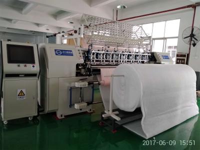 China Shuttle-Stich-multi Nadel-steppende Maschinen-Matratzen-steppende Hochgeschwindigkeitsmaschine ZOLHTECH computergesteuerte zu verkaufen