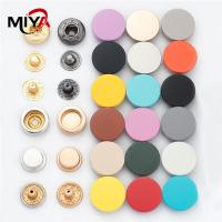 Chine Aucun fanez-vous la bande adaptée aux besoins du client par 12mm Logo Metal Stud Buttons à vendre