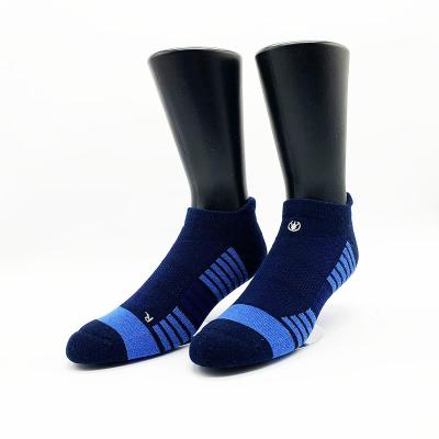 China Breathable Unisex Ankle Length Custom Design Navy Custom Gym Exercise Running Logo Basketball Socks for sale