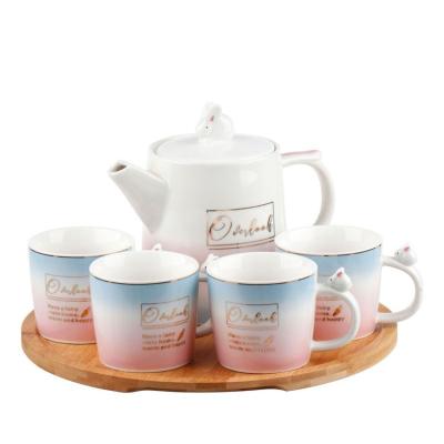 China Viable European Nordic Ceramic Creative Ceramic Tea Kettle Wholesale Coffee Cup And Saucer Set Wholesale for sale