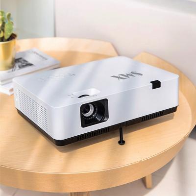 China Projector multimídia XGA de 3700 lumens para sala de aula com tela de cristal líquido à venda