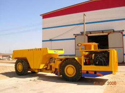 China 6.0 cubic meter Load Haul Dump Mining Utility Vehicles +/-40° Turning angle for sale