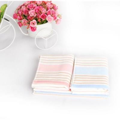 China New Soft Cozy Double Side Baby Towel One Bamboo Side With Terry Fabric Another Side With Muslin Fabric for sale