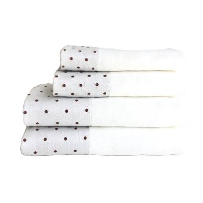 China Dot Bamboo Bath Towel 70% 30% Cotton Soft Bamboo Bath Towel Set High Quality Dinner Viable Wholesale for sale