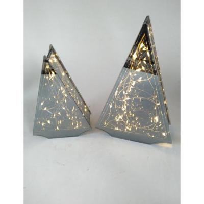 China Customized Customized Triangle Led Light Glass Lantern Home Decoration Glass Light Led Christmas Tree Light for sale