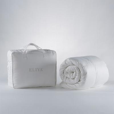 China Eco - Friendly Luxury Hotel Duvet Insert , Comforter , Winter White Hotel Comforter for sale