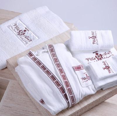 China 100% white bathrobes and breathable hotel spa cotton towel for sale