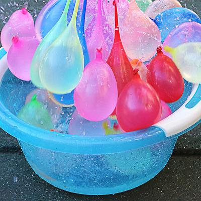 China Gift Toy Human-Water-Balloon Slingshot Water Balloon Drop Drone for sale