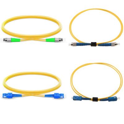 China Altos accesorios de la fibra óptica de la confiabilidad/cordón de remiendo de la fibra óptica de FTTx en venta