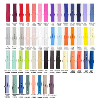 China Chungming50 Colors Rubber Strap Compatible For Apple Watch Strap 40mm 44mm 41mm 45mm Ladies Men Soft Silicone Waterproof Sports Watch for sale