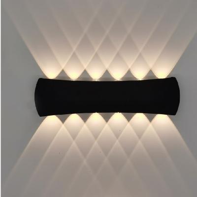 China Modern Indoor Polycarbonate LED Wall Lamp Indoor Outside Wall Mounted Outdoor Led Outdoor Waterproof Wall Light for sale