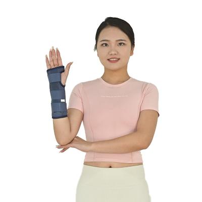 China Durable Adjustable Medical  Finger Splint Bracket Straightening Finger Splint Middle Finger for sale