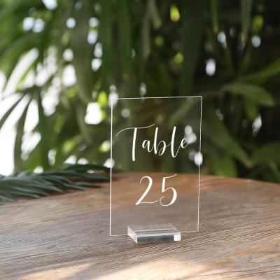 China Classic Acrylic Wedding Table Numbers with Holders, 4 x 6 inch Blank Signs Clear Acrylic Table Numers Holder for Wedding Reception Weddin for sale