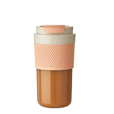 China 2022 Viable New Style Coffee Tumbler Travel Coffee Cup With Lid 520Ml Coffee Mug Colorful Customization for sale