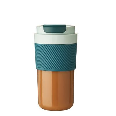 China 2022 Viable New Style Coffee Tumbler Travel Coffee Cup With Colorful Lid 520Ml Coffee Mug For Home And Office for sale