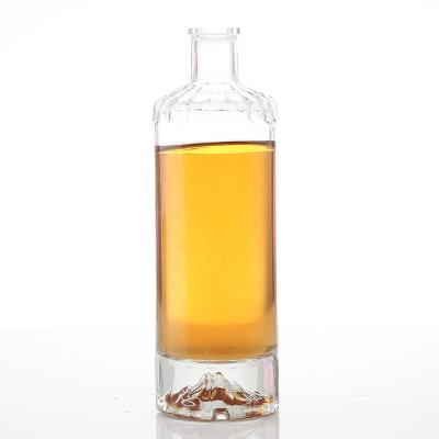 China Empty Beverage Vodka 500ml Bottle Wine Liquor Glass Bottle Juniper Liquor 50cl Spirits Bottles for sale