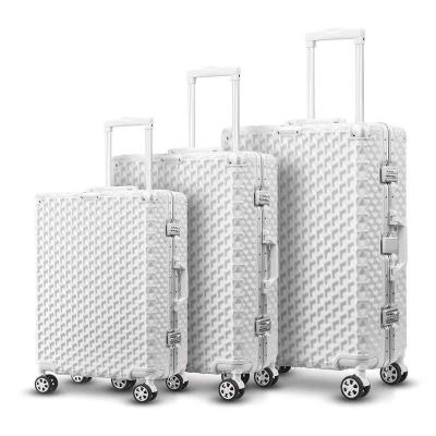 China PC Travel Luggage Bag 3 Pieces Spinner Wholesale Unisex Lock Style Colored Material PC Material Factory Suitcase Set Luggage Trolley Bag 3 Pieces for sale