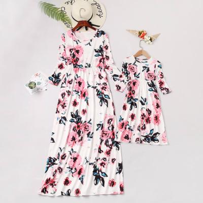 China Beautiful Long White Tropical Floral Vacation Maxi Mom Daughter Matching Dress Wholsale Flufly Kids Girls Summer Elegant QUICK DRY Women for sale