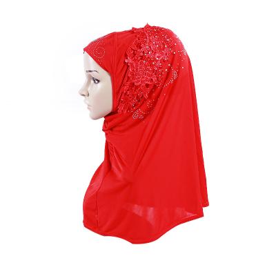 China Polyester Size Quality Solid Color Lady Fashion Patch Cloth Cover Lace Cotton Hijab Muslim Hijab Wholesale for sale