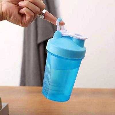 China Viable Shaker Bottle with Pill Organizer and Storage for Protein Powder for sale