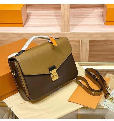 China Fashion Factory Hot Selling Luxury Brand Bags Famous Designers Retro Luxury Genuine Leather Women's Bags Printed Factor Bags for sale