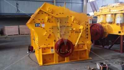 China Stone hammer ball mining mill crusher 25 - 40 t/h , rock crusher machine for sale