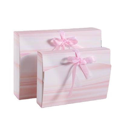 China Recyclable Customizable Foldable Paper Box Ribbon Bow Pajamas Shirt Scarf Corrugated Cardboard Silk Gift Box for sale