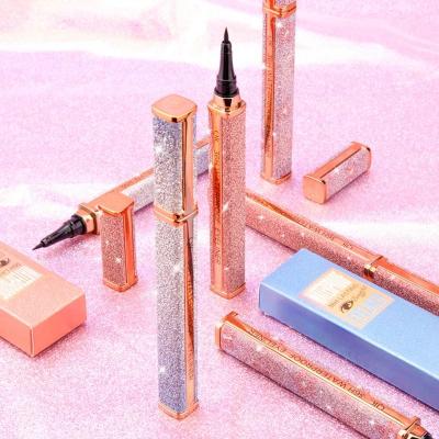 China Waterproof Glue Lash Eyeliner Pen Wholesale Waterproof Magic Adhesive Pencil Private Label Eyeliner Pen for sale