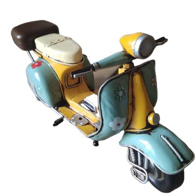 China Retro Scooter Metal Decoration Iron Decor Home Craft Europe Motorcycle Model Figurine TM1047 TM1048 TM1053 Handmade Vintage Prop for sale