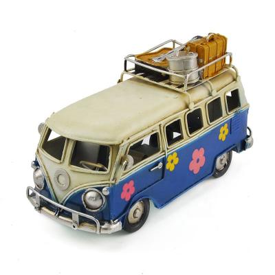 China Wholesale Flower Print Gift Europe Metal Iron Craft Vintage Antique Handmade Bus Pattern Wholesale Home Decoration for sale