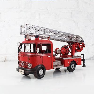 China Wholesale Vintage Engine Metal Classic German Handmade Red Fire Truck Model Europe 1998 Decor For Home Bar for sale